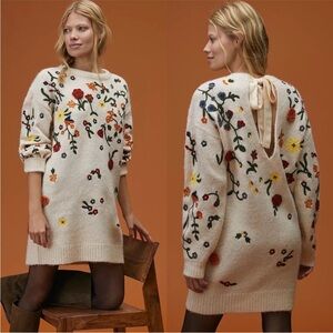 Anthropologie Floral Appliquéd Sweater Tunic Dress Embroidered Size Small